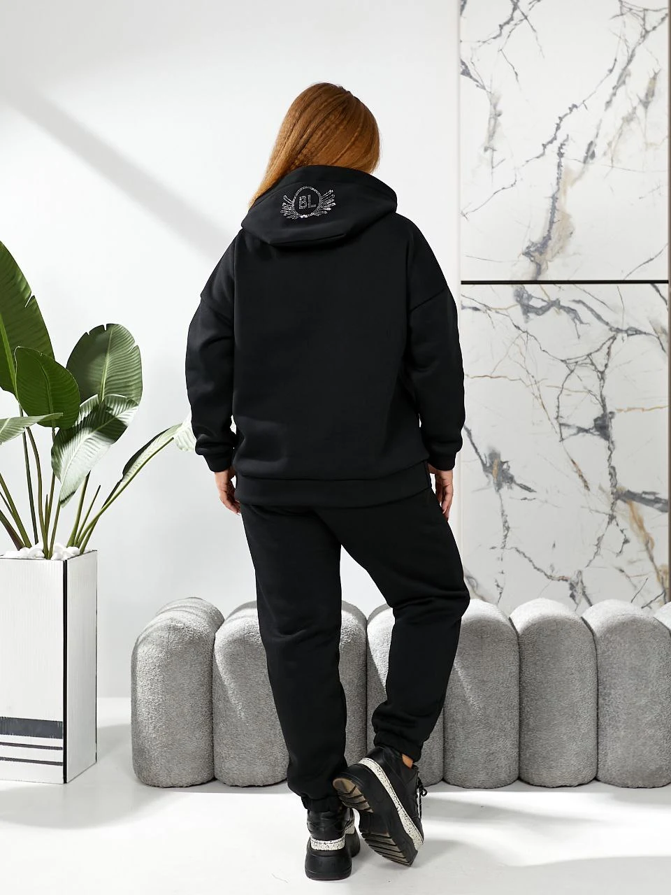 Стильный прогулочный костюм