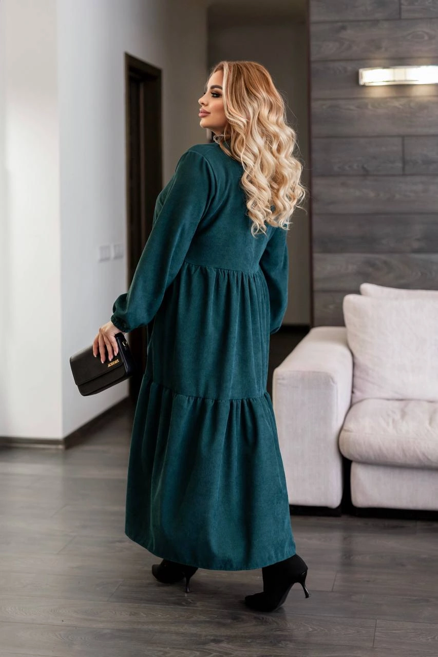 Стильное платье