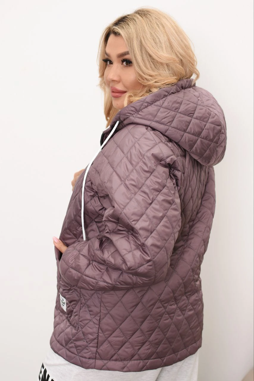 Стильная осенняя куртка