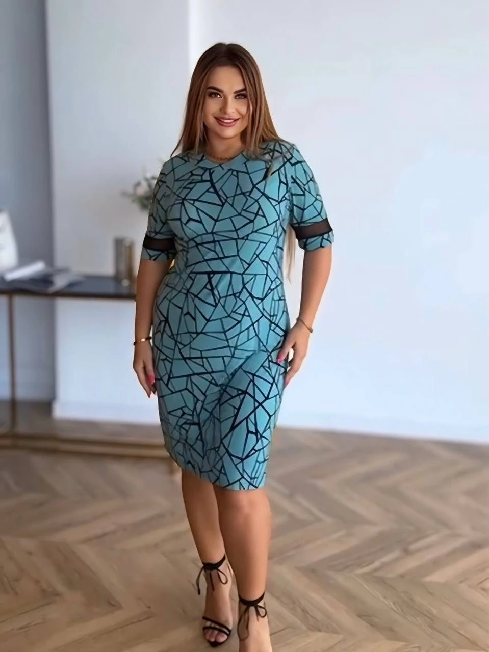 Элегантное платье