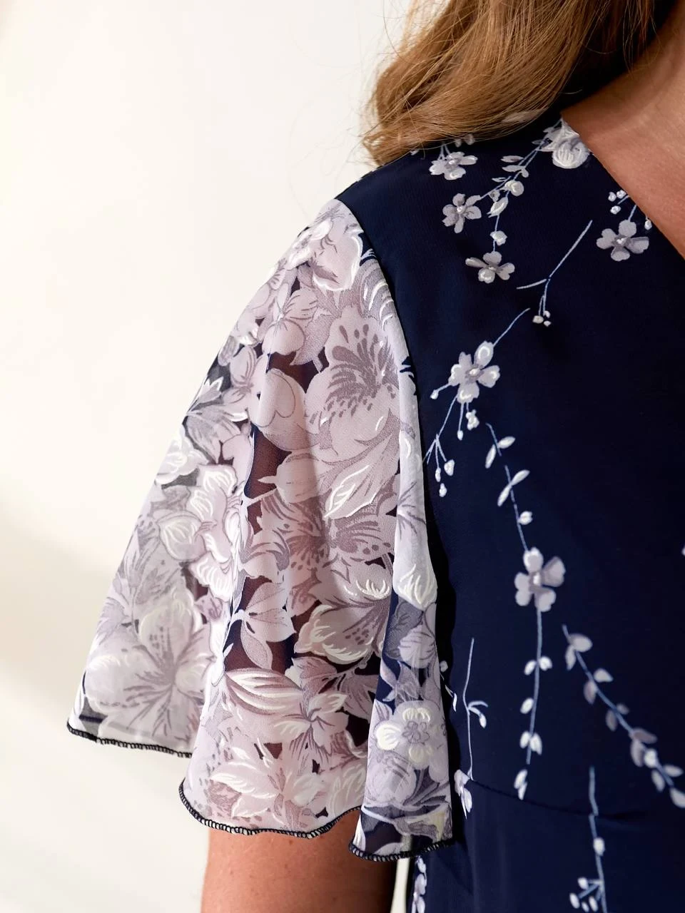 Стильное платье