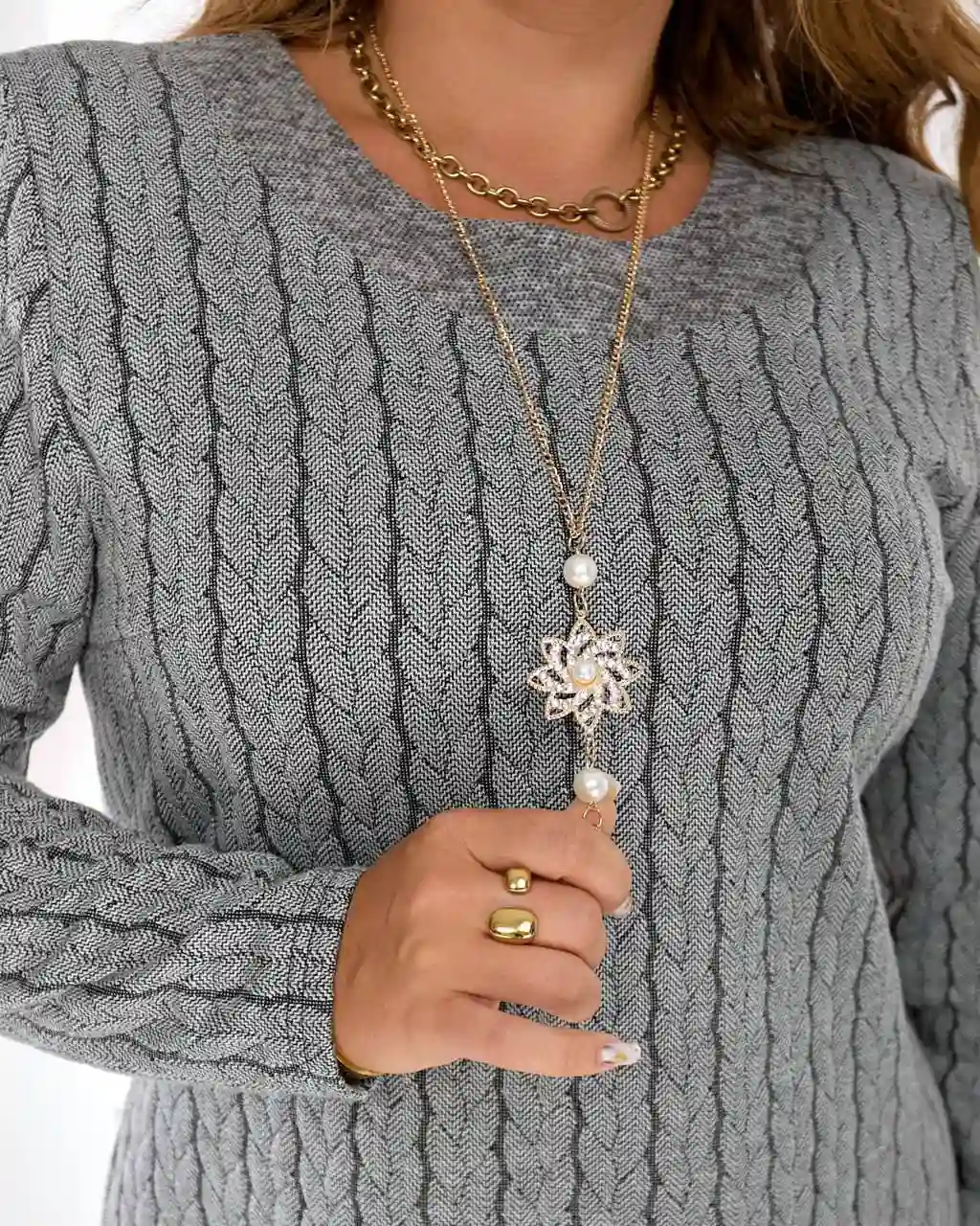 Теплое элегантное платье