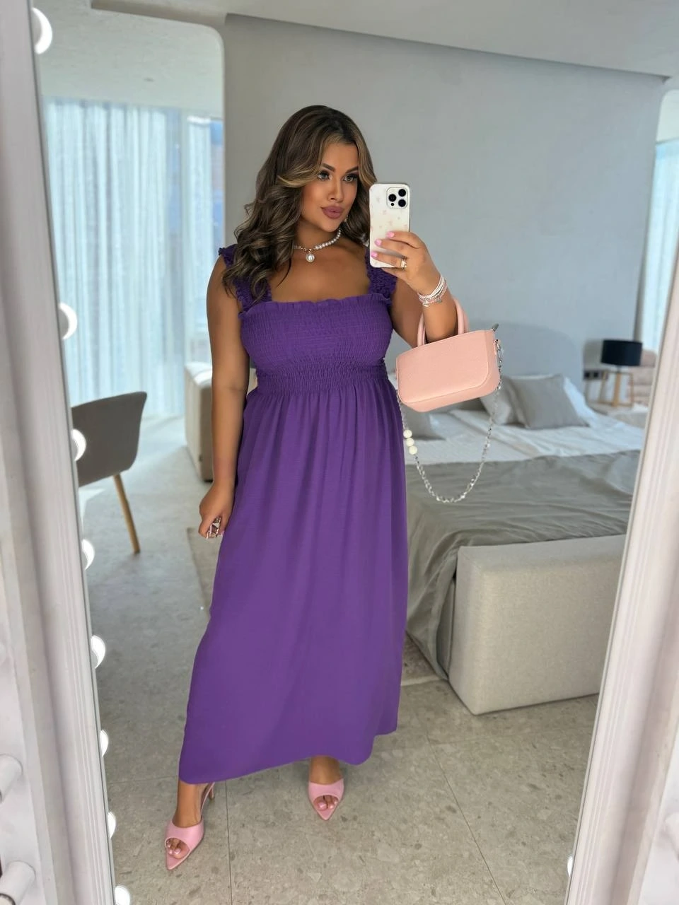 Стильное платье