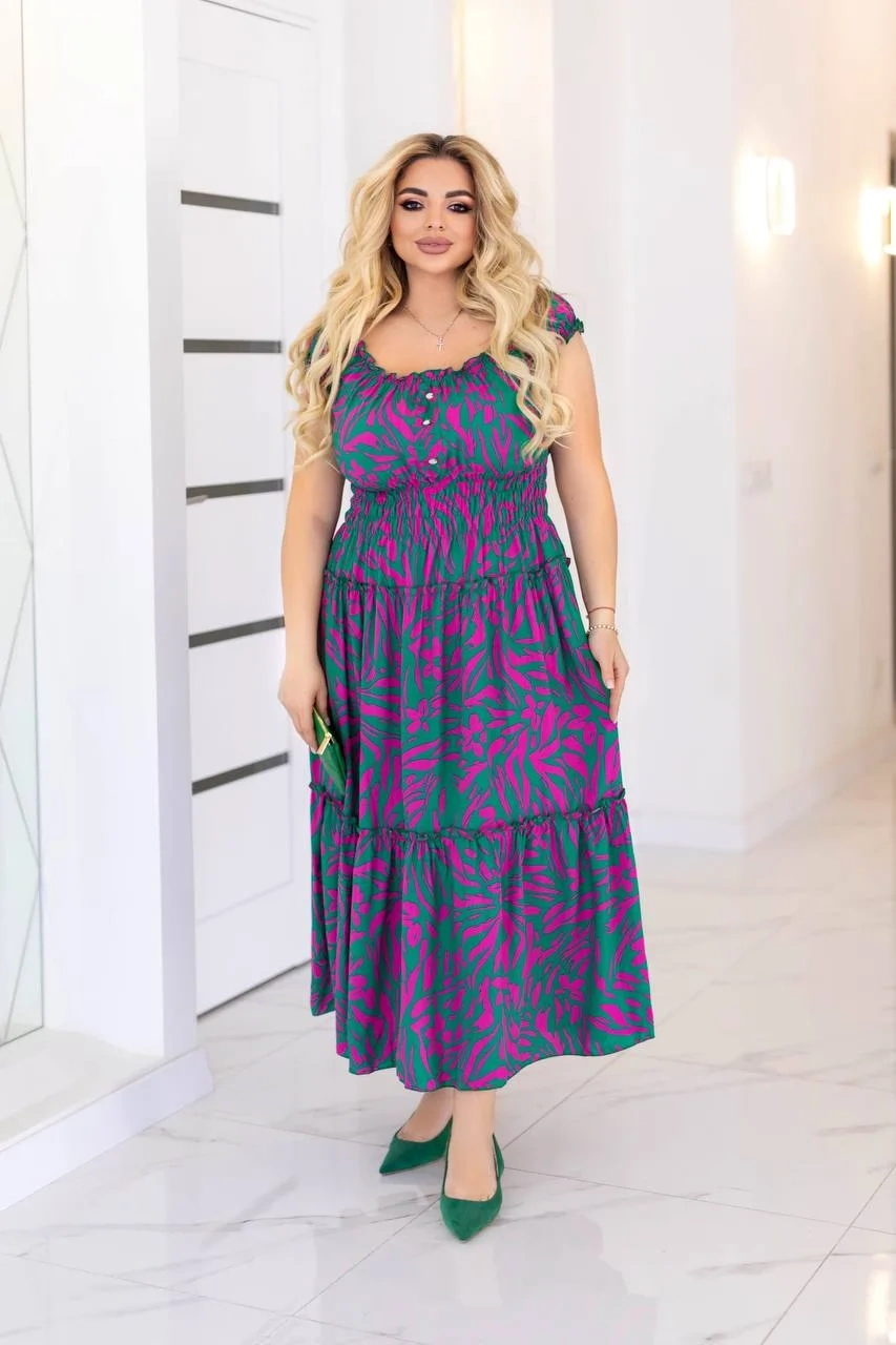 Стильное платье